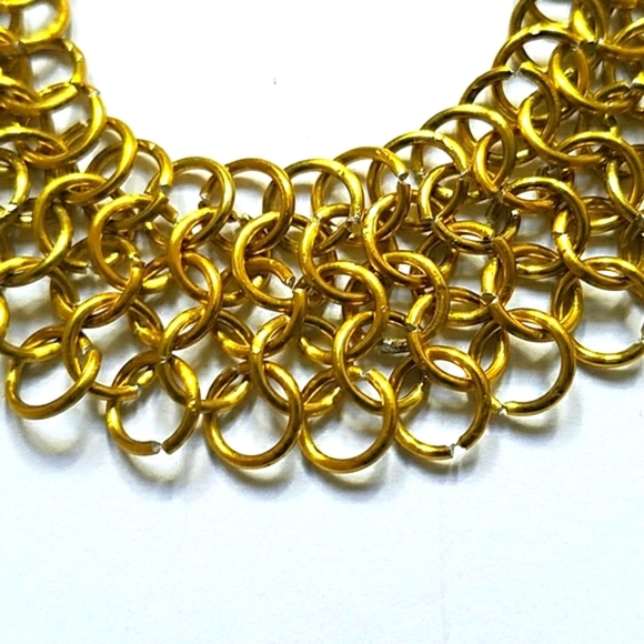 European 4-1 Yellow Chainmaile Bracelet - Picture 2 of 3